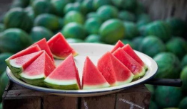 吃瓜群众今日必吃大瓜,揭秘娱乐圈最新热点事件